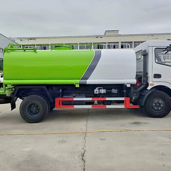 东风御虎洒水车_微型洒水车价钱点