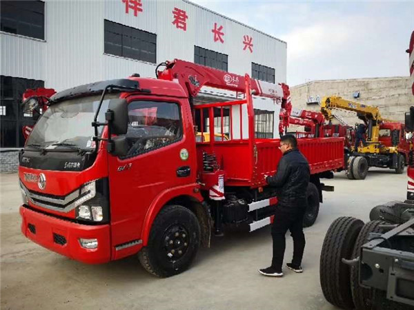 忻州市三一2吨蓝牌随车吊_2吨随车吊厂家