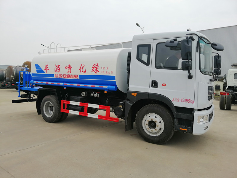 镇江市东风康明斯洒水车内饰_CLW5160GPSD5型10方洒水车