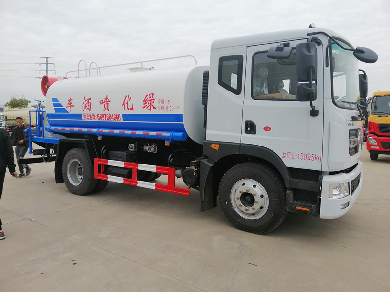 定安县CLW5160GPSD5型园林洒水车_东风福瑞卡不锈钢洒水车