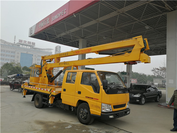 垂直高空作业车_重庆高空作业车