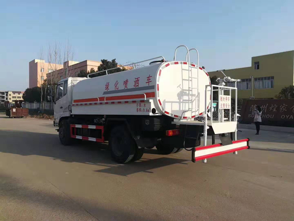 城市道路洒水车_东风嘉运12吨绿化喷洒车