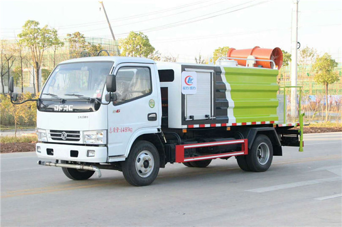 绿化环保洒水雾炮车_5方洒水雾炮车价格