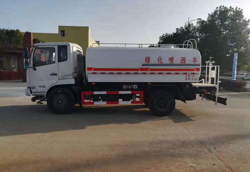 东风嘉运十二方洒水车_市政洒水车多少钱