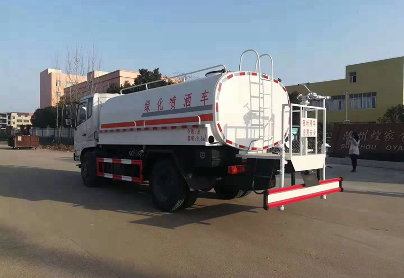 东风嘉运十二方洒水车_市政洒水车多少钱