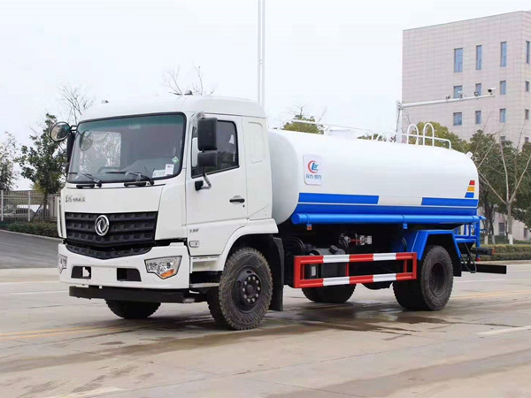 株洲东风专底洒水车12方洒水车_程力洒水车