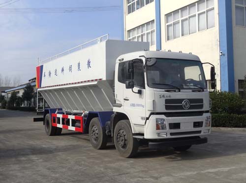 款饲料运输车15吨散装饲料车