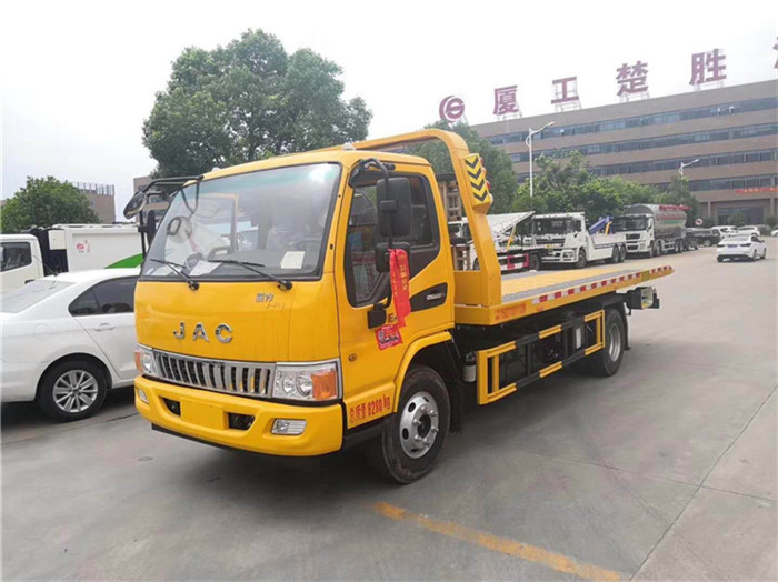 九江市带吊清障车_公路清障车图片