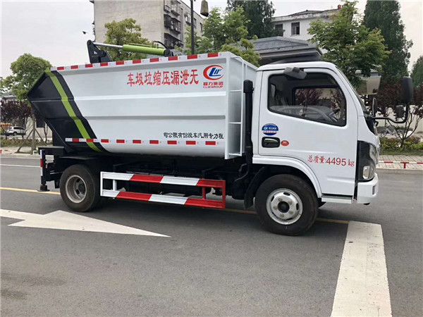 小多利卡压缩垃圾车一辆多少钱_福田侧装压缩式垃圾车