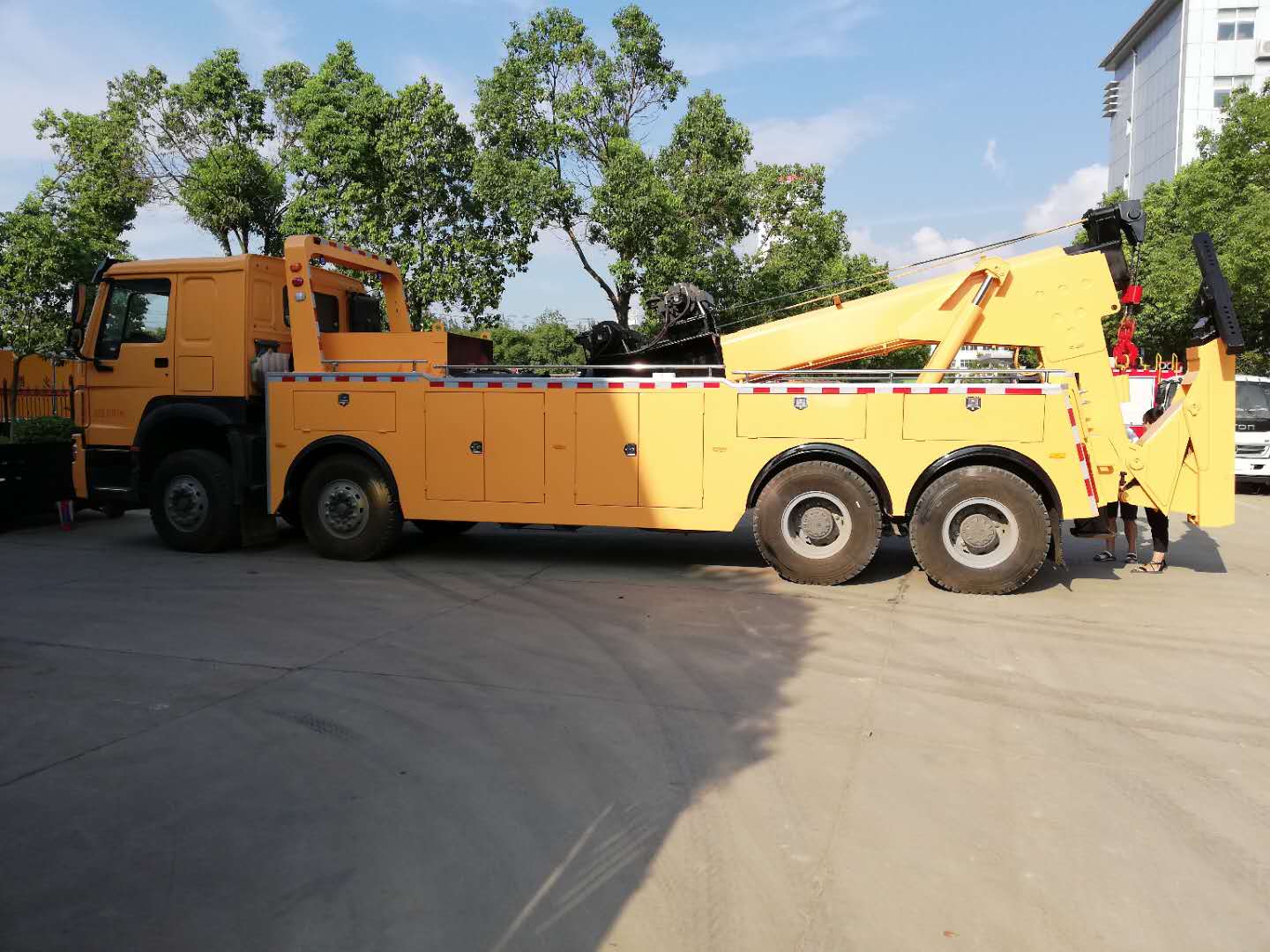 海东地区中国重汽清障车家 _江淮道路道路救援车报价