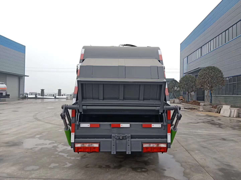 5吨多利卡东风压缩垃圾车压缩式垃圾车报价