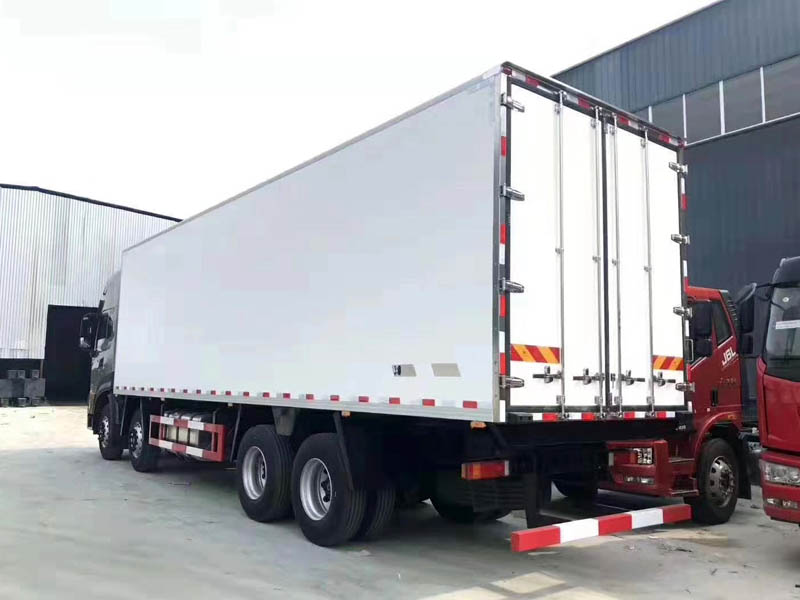 大型9.6米水果蔬菜保温运输车全国厂家