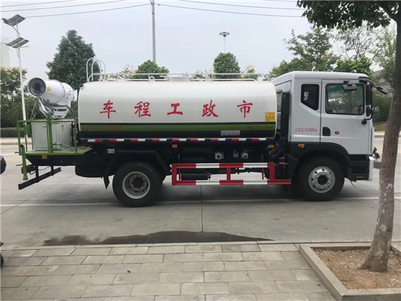 日照市东风145绿化洒水车_8吨洒水车价格