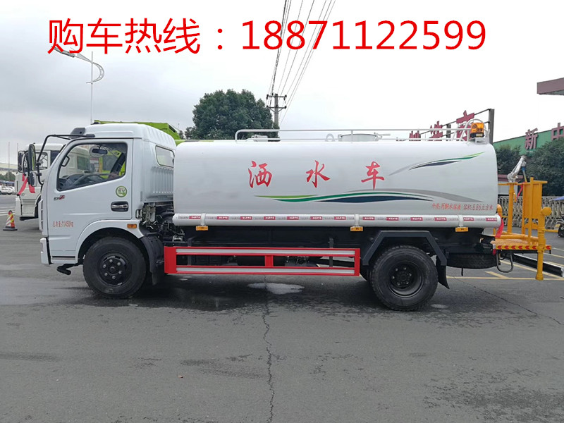 8吨洒水车价格_12方装水车