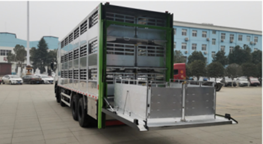 防城港市禽畜运输车多少钱价格是多少程力小型禽畜运输车
