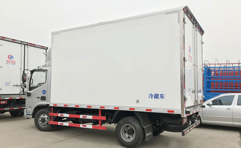 福田欧马可S3 4.2米冷藏车图片3