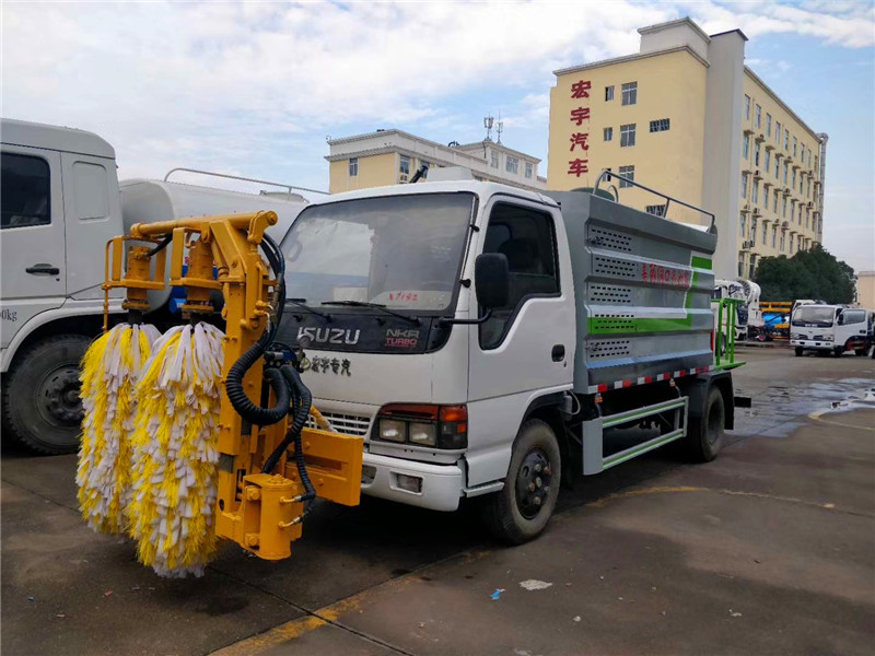 五十铃多功能护栏清洗洒水抑尘车