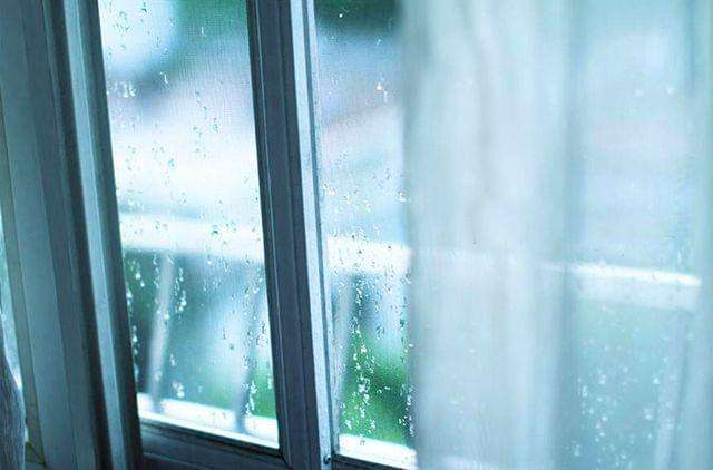 雨天门窗