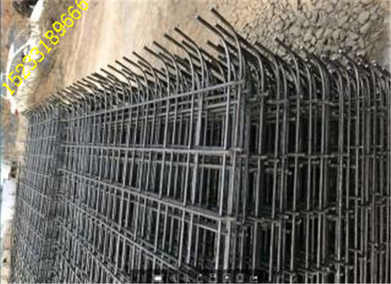 防裂鋼筋網(wǎng)廠家提供防裂鋼筋網(wǎng)片HRB400鋼筋網(wǎng)