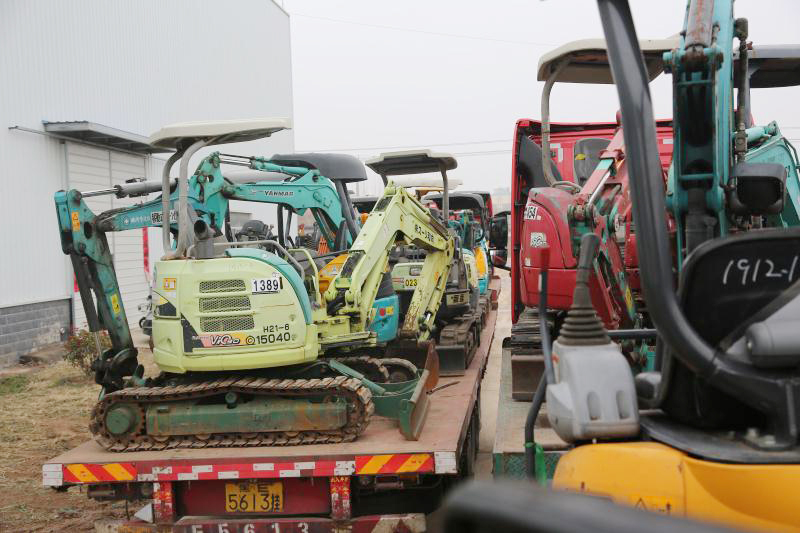 農(nóng)用小型挖掘機(jī)