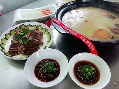 羊肉汤锅b.jpg