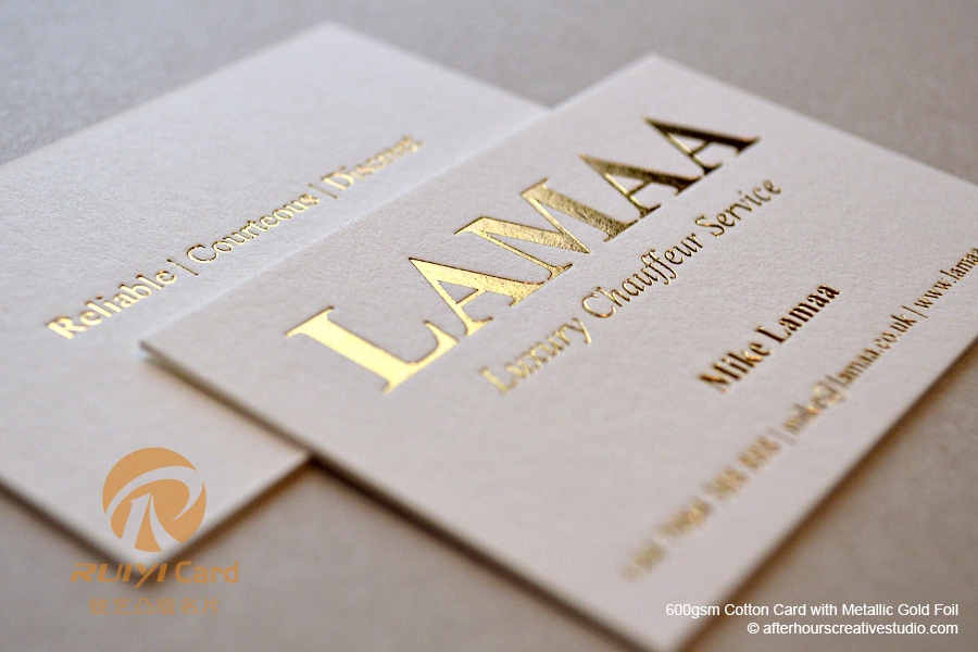 gold-foil-business-card-lamaa-luxury-chauffeur-service-business-card-folio_副本.jpg
