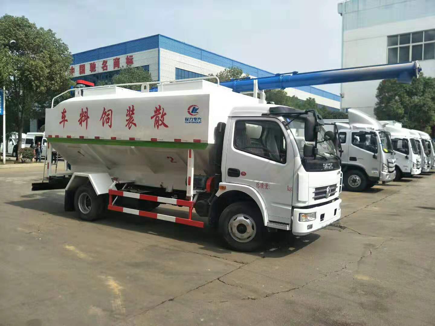 散装饲料车 (11).jpg