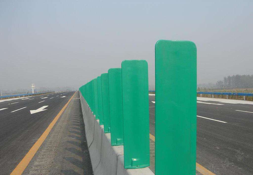 天津高速路玻璃钢防眩板道路会车玻璃钢防眩板定价