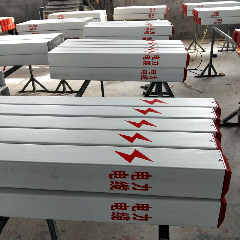 玻璃鋼供水管道標志樁定制廠家/耐老化光纜標志樁工廠批發