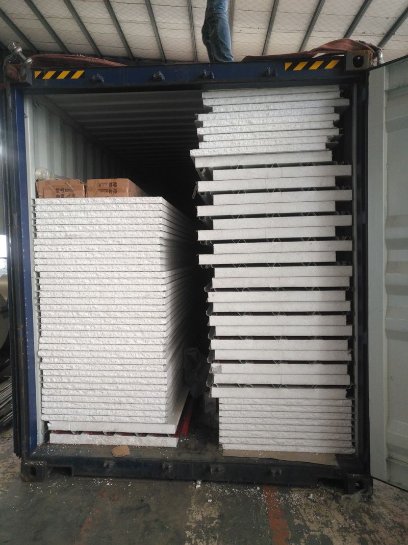 Sandwich Panels Shipment.jpg