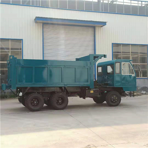 挖掘裝載運輸車