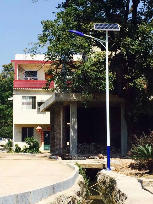 000-uEKTpYdamGkg.jpg