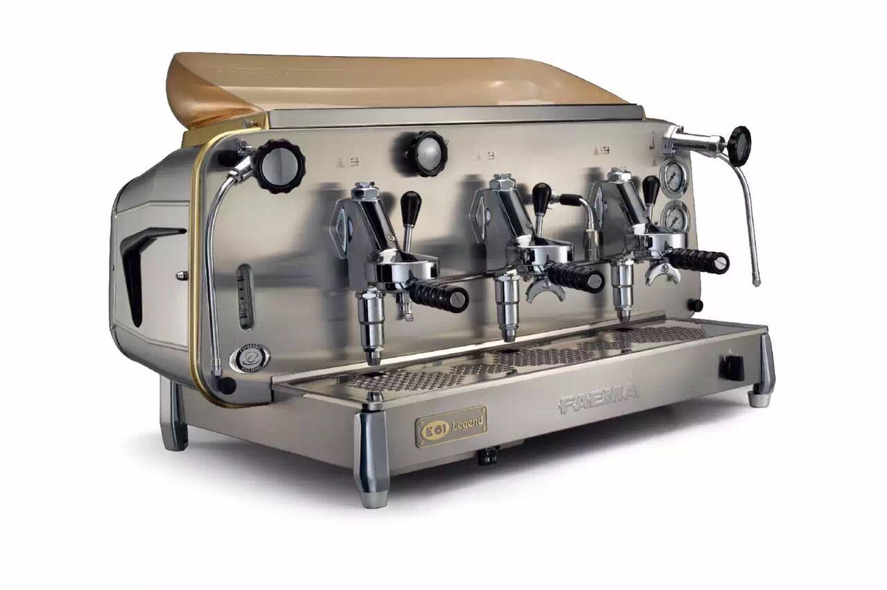 faemae61三头商用半自动咖啡机