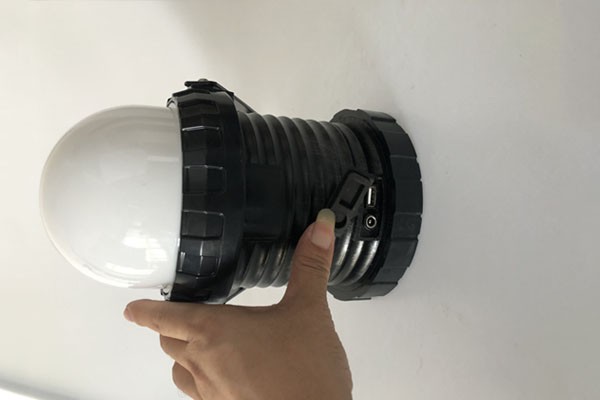 鐵嶺FW6330A磁力強(qiáng)光這個(gè)燈大量批發(fā)