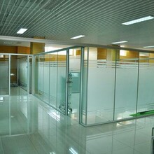 天津西青区安装玻璃隔断，玻璃门安装厂家，玻璃门安装