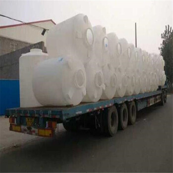 山东济宁5吨塑料水桶10T5T耐酸碱塑料水塔pe储罐大塑料水塔发酵桶大口塑料罐图片