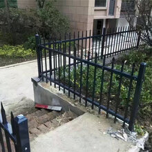 锌钢草坪围墙栏杆厂家规格型号图片