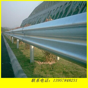 宁波波形护栏高速公路护栏护栏板安装