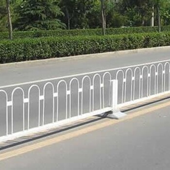 市政隔離護(hù)欄京式護(hù)欄道路隔離護(hù)欄