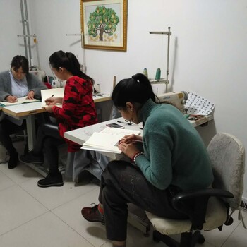 新手開窗簾店河北綺菱莎窗簾沙發(fā)套培訓(xùn)學(xué)校