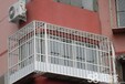 北京顺义区石园安装窗户防盗窗不锈钢阳台防护栏护网安装防盗门