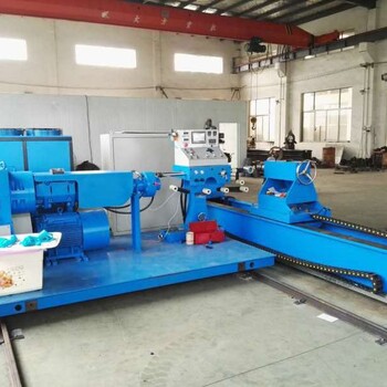 膠輥纏繞機(jī)機(jī)優(yōu)選棗莊彤力機(jī)械工程有限公司