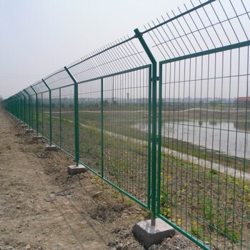 高速公路護欄道路圍欄鐵欄桿護欄噴塑浸塑護欄圍欄祥筑直營