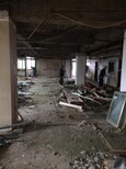 武汉搬运拆除厂房门面店铺酒店拆除建筑垃圾清运开荒图片3