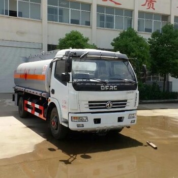 昭通油罐車東風(fēng)包上戶可分期全國送車