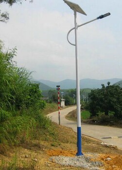 淮安農(nóng)村太陽能路燈廠家價格表