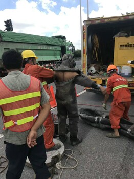 上海金山工业区污水管道检测CCTV管道检测管道疏通清理粪池管道CCTV检测紫外光固化修复