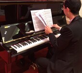 广州哪里有卖全新施坦雷诺钢琴多少钱的