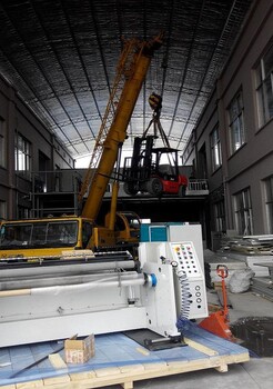 浦東區(qū)新區(qū)叉車出租設備裝卸人工搬運世博濱江叉車吊車租賃
