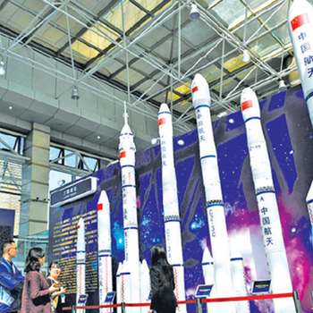 地产庆典方案升空火箭出租启动道具项目升空火箭展览